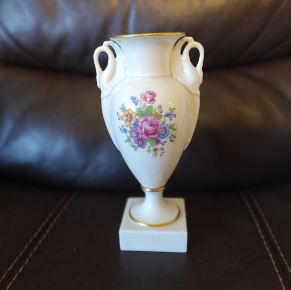 Lenox Rose Empire Vase - Picture 5 of 7